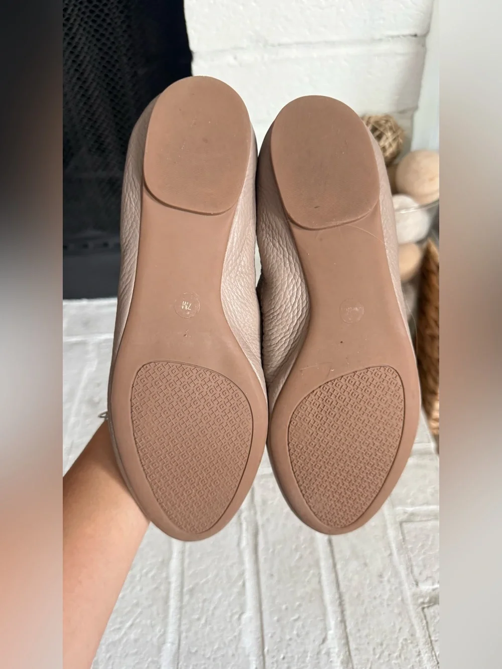 Tory Burch Reva Ballet Flats Women’s Size 7M Taupe Leather Gold Logo